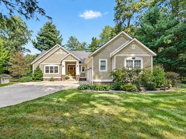 3998 Darcliff Ln, Twin Lake, MI 49457