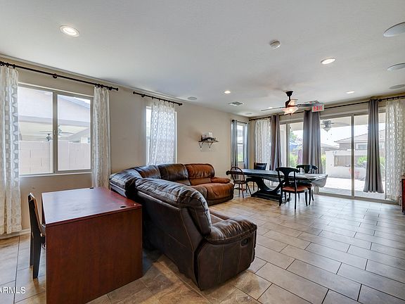 4th image of 3228 S 75TH Drive