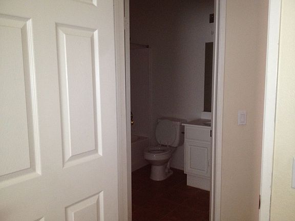 4th image of 29121 Alicante Ave