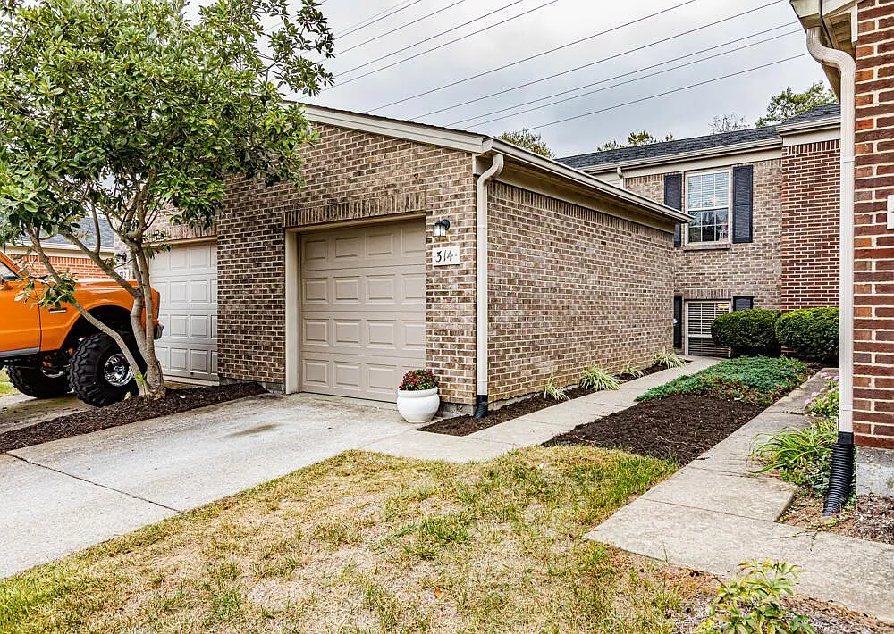314 Outrider Way photo 1