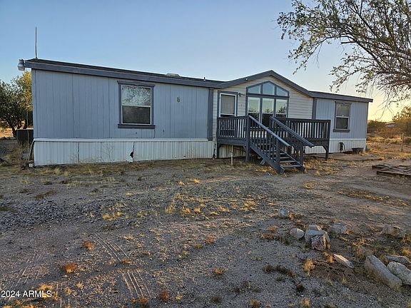 3rd image of 51759 W TURNEY Lane