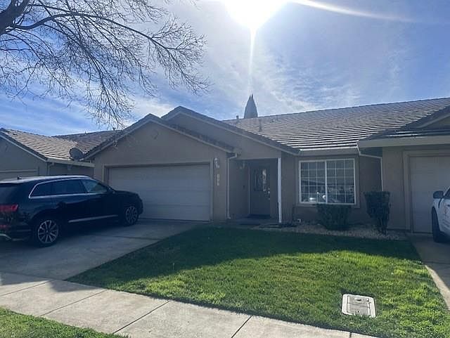 1st image of 1086 Arbor Dr
