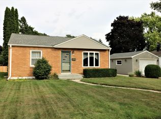 1122 7th Ave, Grafton, WI 53024