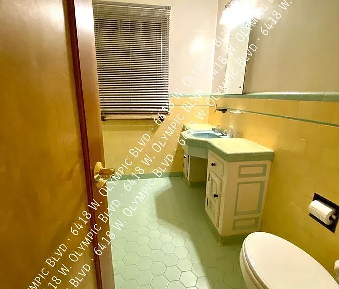 6418 1/2 W Olympic Blvd — Photo 16