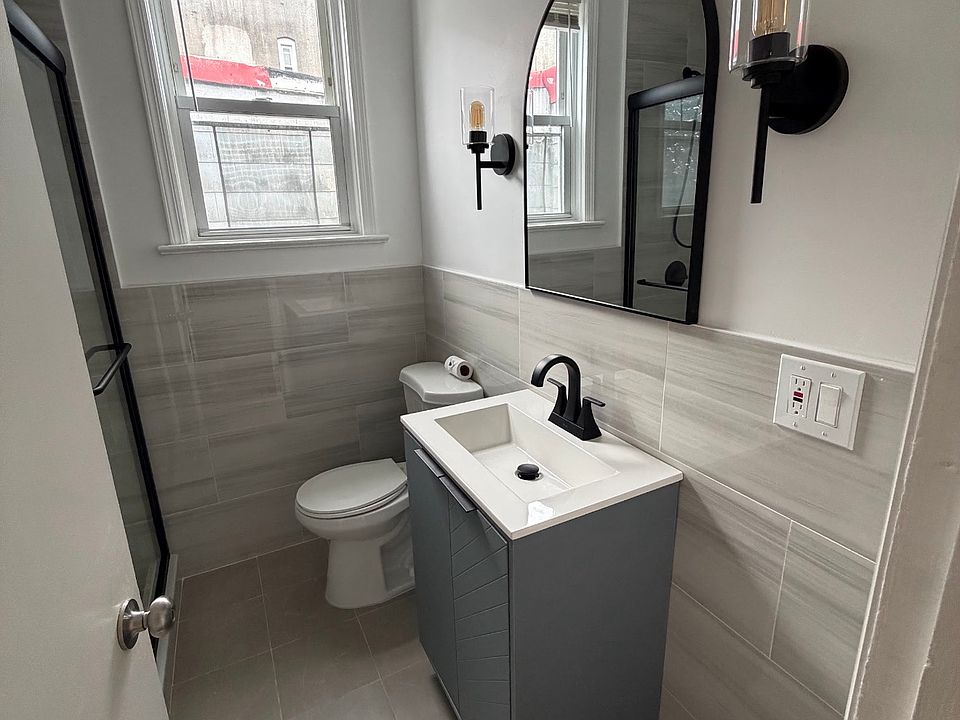 1st image of 167 Bergen Ave #2B
