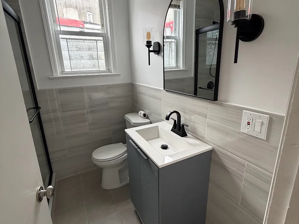 167 Bergen Ave #2B