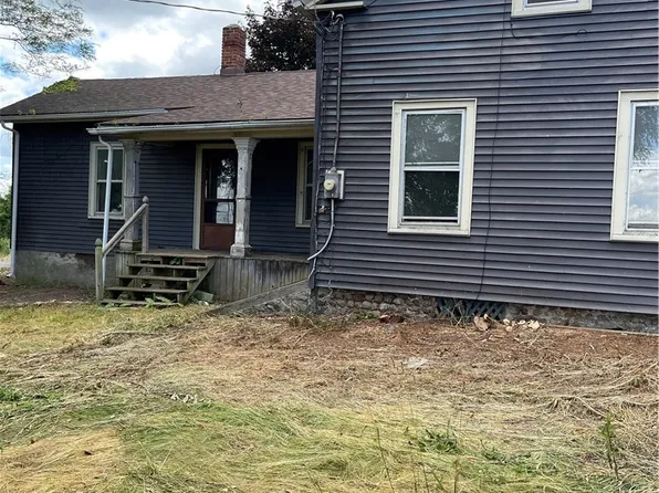 2428 Poplar Hill Rd, Lima, NY 14485