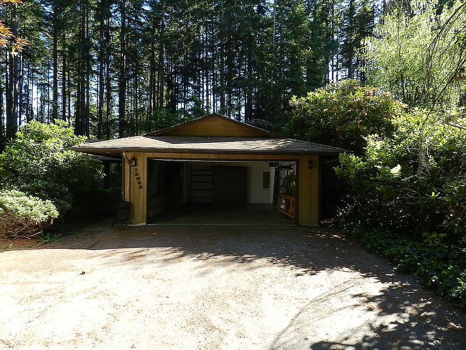 finished garage interior