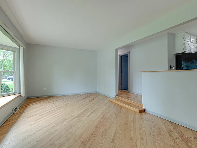 2508 Highland Dr — Photo 4