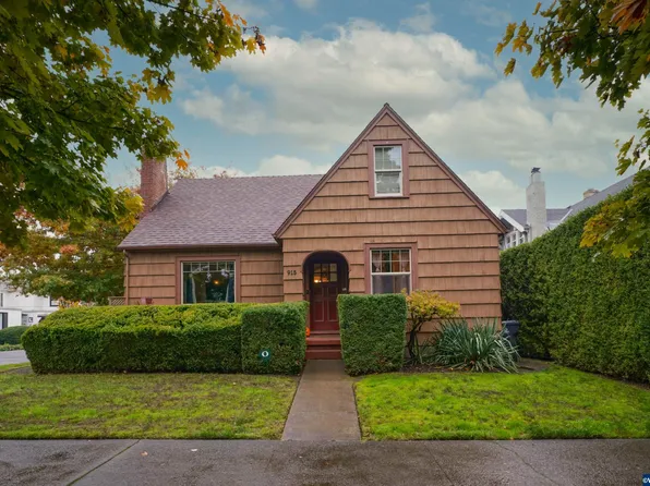 915 Winter St NE, Salem, OR 97301