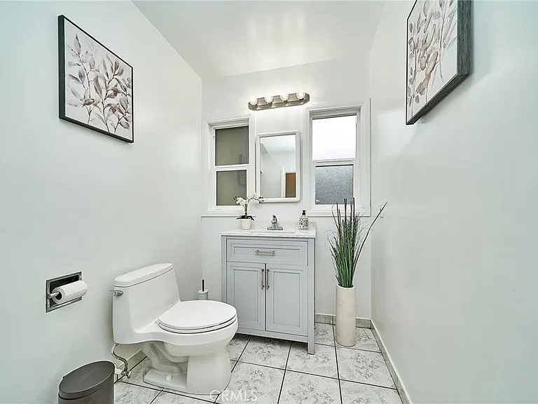 503 Longden Dr — Photo 22