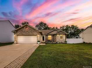 23822 Koths St, Taylor, MI 48180