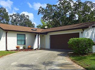 4745 Country Oaks Blvd, Sarasota, FL 34243
