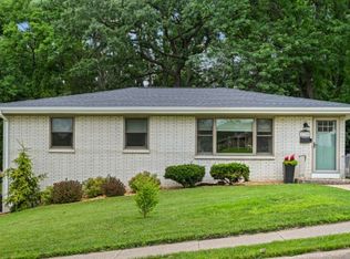 2750 N Grandview Ave, Dubuque, IA 52001