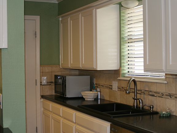 5th image of 7607 Cervin Dr