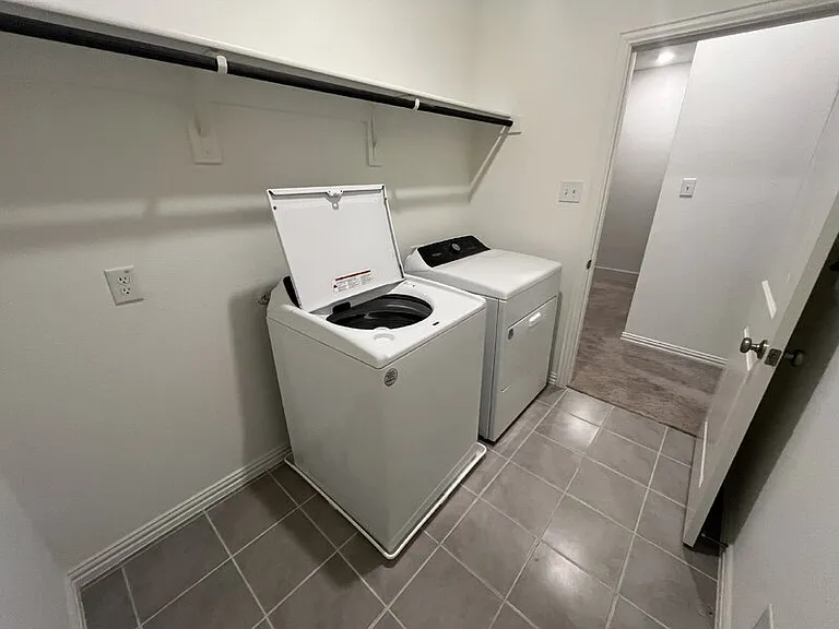 3306 Colorado Ln — Photo 14
