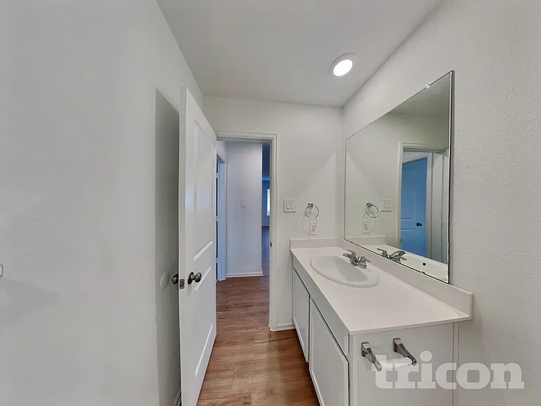 3006 Twisted Myrtle Dr — Photo 15