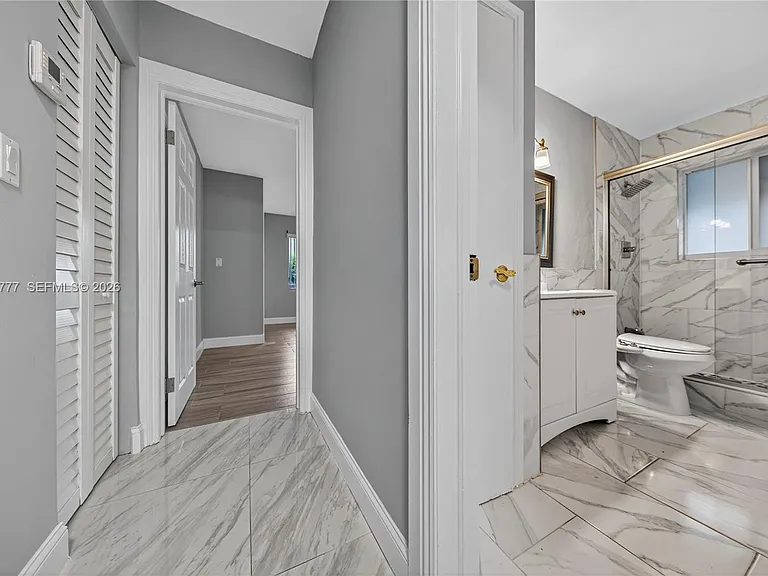 2801 Coral Shores Dr — Photo 30