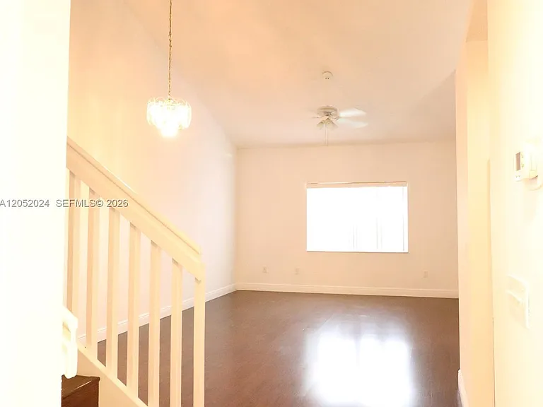 9990 NW 19th Pl #9990 — Photo 5