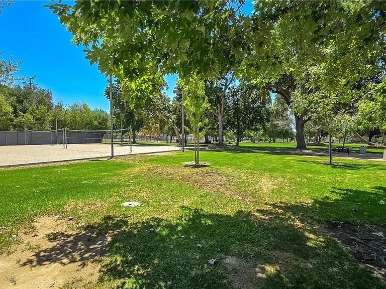 901 N Indian Hill Blvd — Photo 31