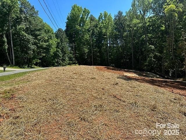 2nd image of 236 Paradise Dr
