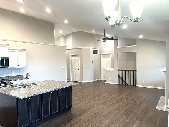 5th image of 6175 Ballyshannon Dr