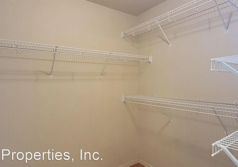 3241 Viero Dr — Photo 14