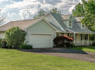 8055 Garlough Rd, South Charleston, OH 45368