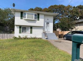 298 William Floyd Pkwy, Shirley, NY 11967
