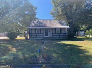 439 Carleeta St, Barnesville, GA 30204