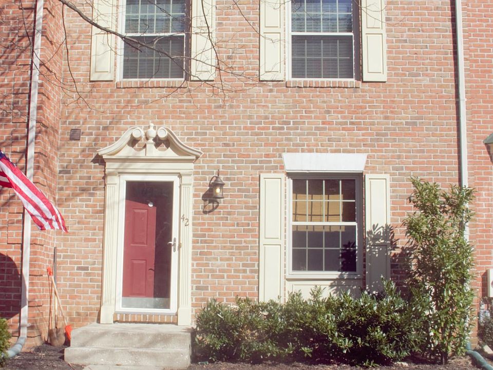 All Brick 2 Story Townhouse