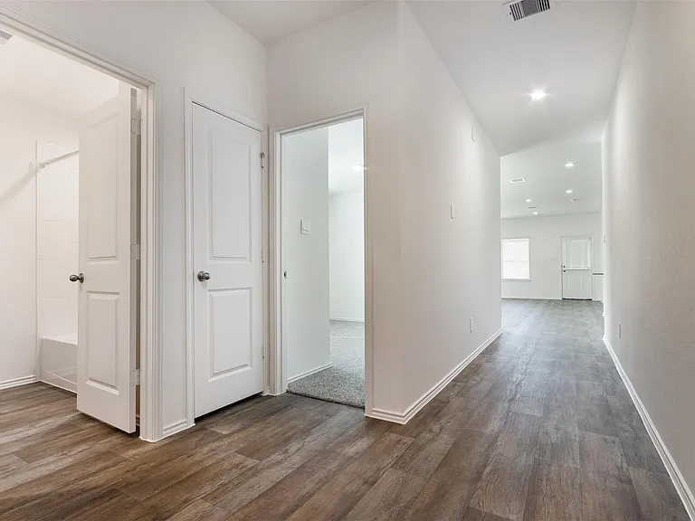 4214 Ramsbury Reach Ct — Photo 11