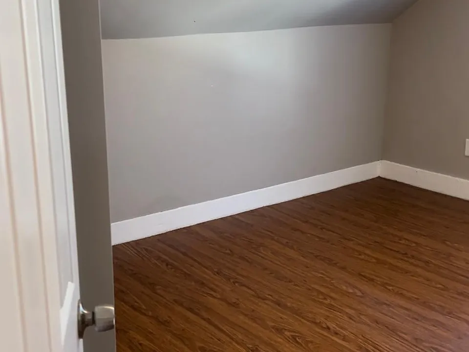 1st bedroom