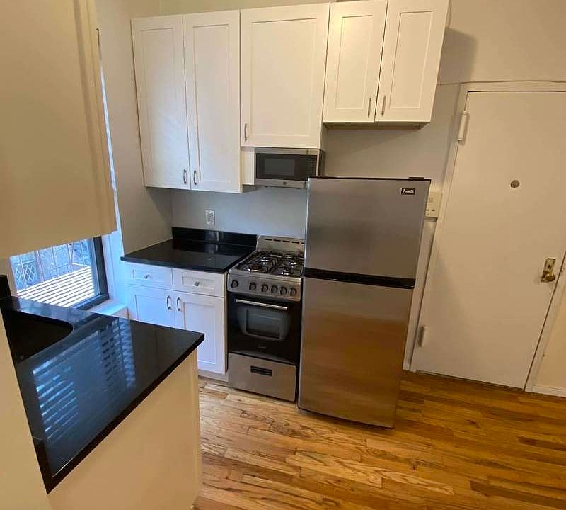 1st image of 308 E 78th St #4SE