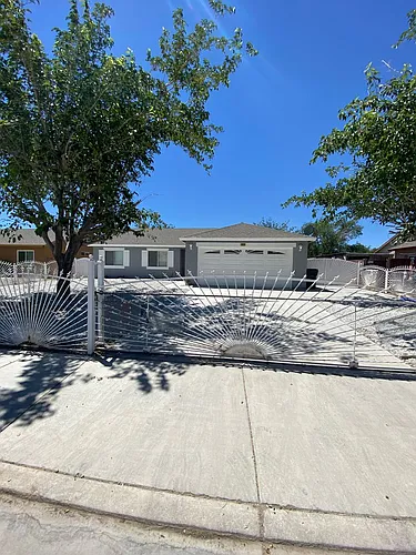 10231 Lawson Ave Photo 1