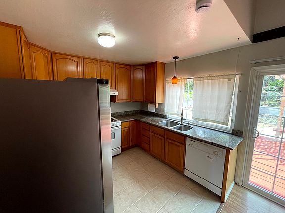 5th image of 1428 Japaul Ln