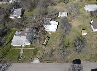 217 E 2nd St, Ferris, TX 75125