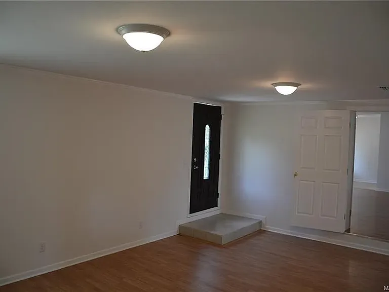 46 Richardson Dr #B — Photo 3