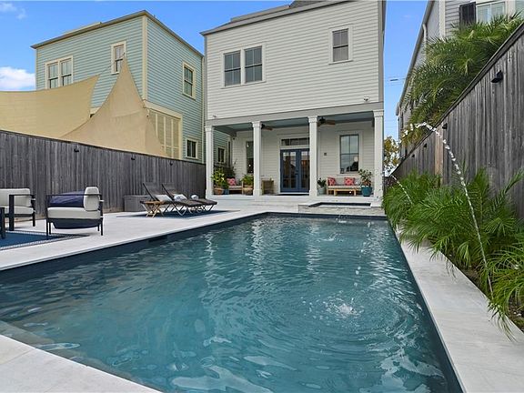 3rd image of 819 Patterson Rd