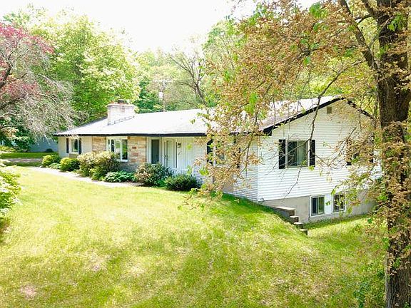 3rd image of 17339 McKinley Rd