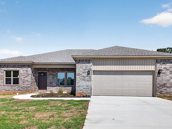 3rd image of 2020 Skylark Dr