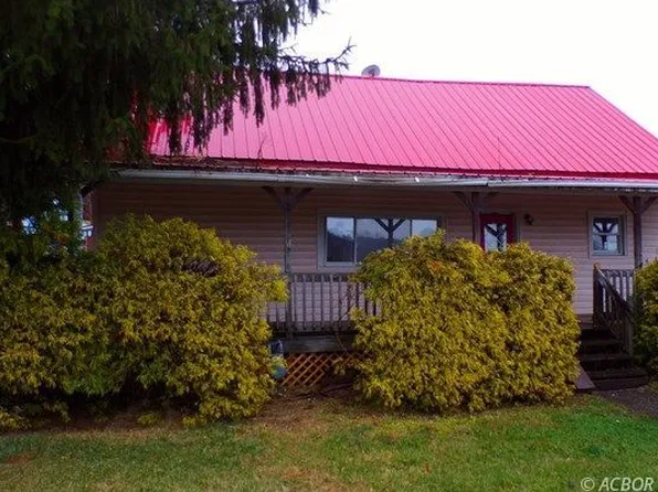 586 Lincoln St, Middleport, OH 45760