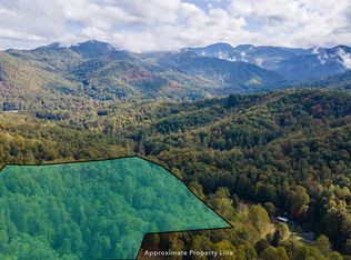 739 Nickajack Rd, Franklin, NC 28734