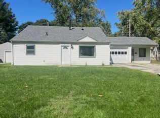 808 Hawthorne Dr, Urbana, IL