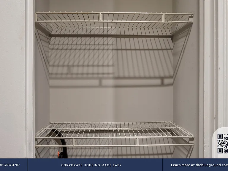 118 Christopher St #2 — Photo 15