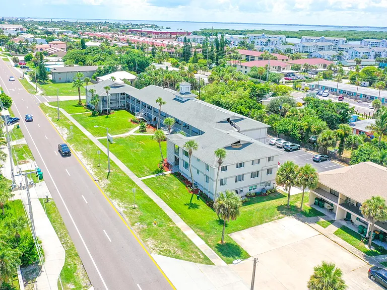 Atlantic Surf Apartments