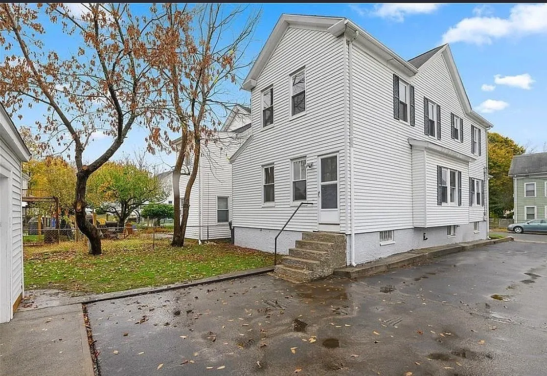2 bed, 1000 sqft, $2,850 — Photo 2