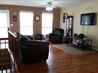 697 Battle Training Rd, Elizabethtown, KY 42701