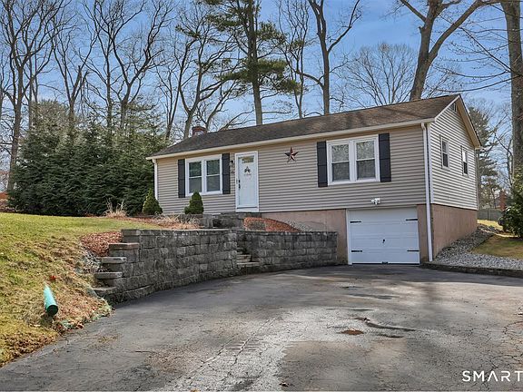 2nd image of 16 Phelps Road