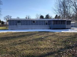 59007 Pine Grove Rd, Colon, MI 49040